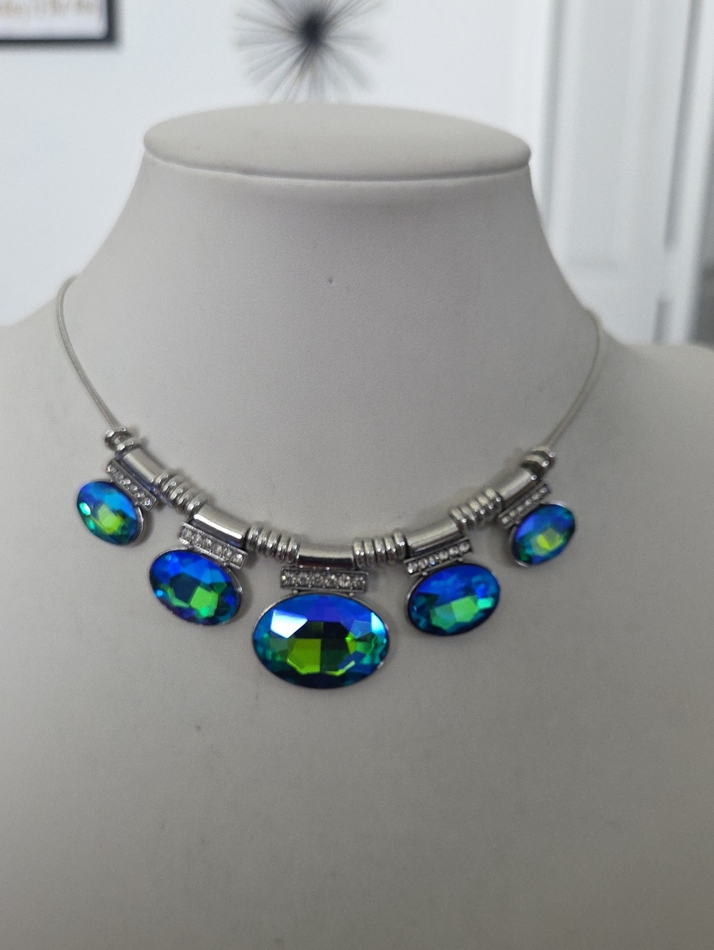 Paparazzi Socialite Status Green Oil Spill Necklace NWT